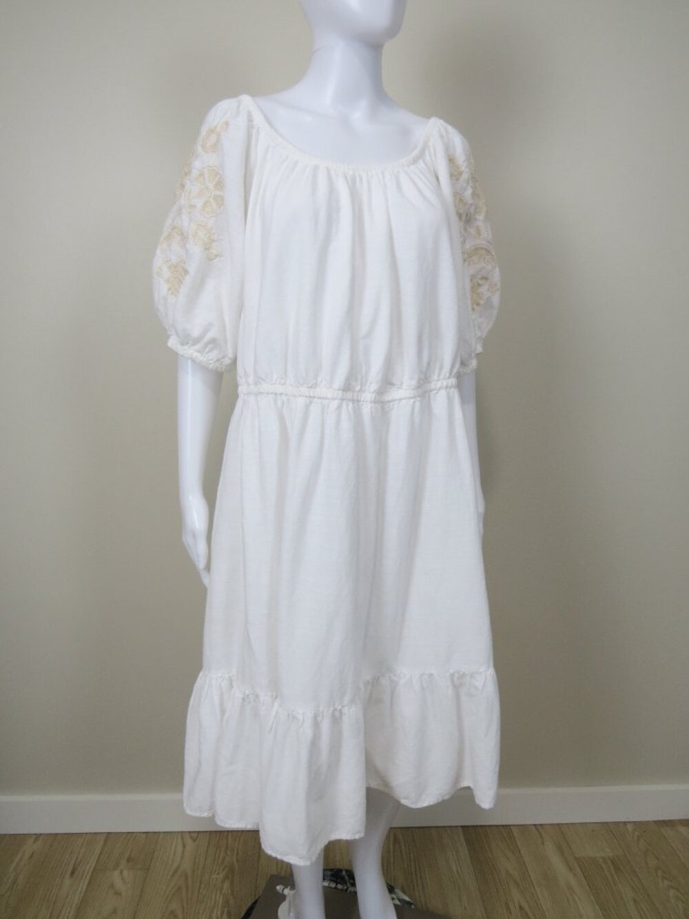 Knox Rose Prairie Peasant Dress SIZE XXL White, Pockets, Embroidered Sleeves